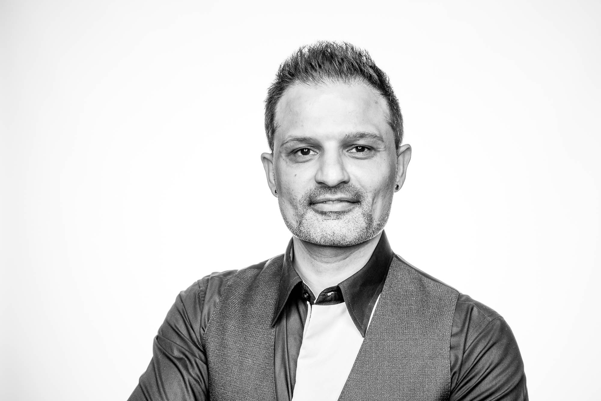 Export x3 Headshot  06364 Dez 01 2019 Headshots 2019  Miro Nicole Nadine